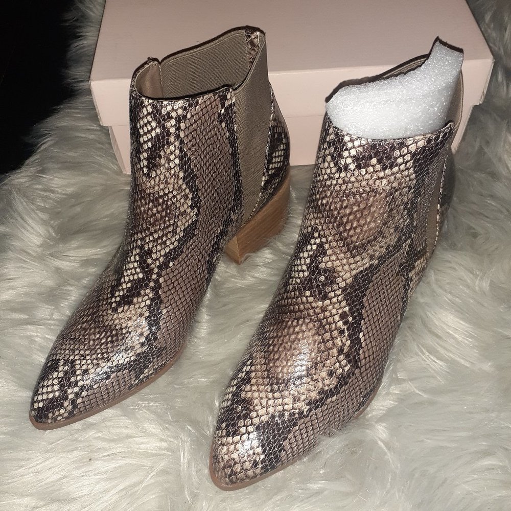 Chinese Laundry Booties